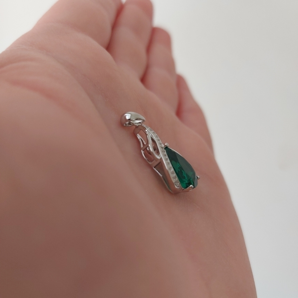 2.7 Carat Emerald Sterling Pendant - Picture 8 of 8